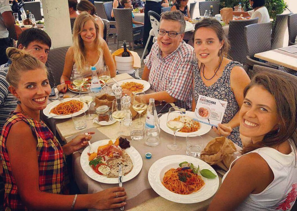 Marilia, Marta, Nathalie e lo staff Schaer - Gluten Free Travel and Living