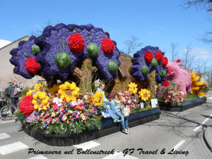 Uno dei carri dell'edizione 2013 del Bloemencorso