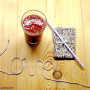 Smoothie mango, papaya, more e latte di mandorle