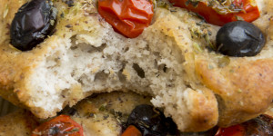 Focaccine alla ricotta di bufala e grano saraceno con lievito madre