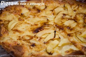 Pizza alle mele e gorgonzola - Gluten Free Travel and Living