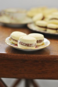 Alfajores de maicena - Gluten Free Travel and Living