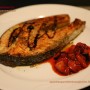 Salmone marinato, con fragole all’aceto balsamico