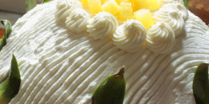 Zuccotto alla crema con ananas caramellato