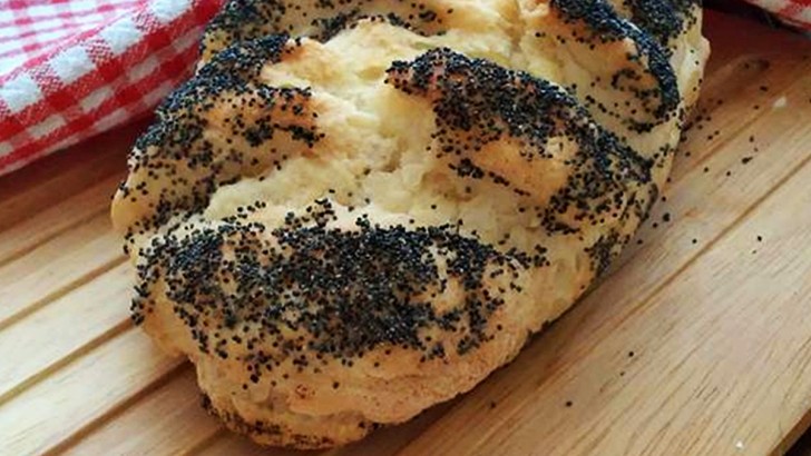 Pane senza glutine con semi di papavero