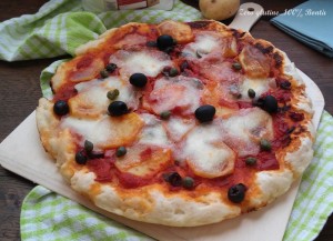 pizza alla puttanesca - Gluten free travel & living