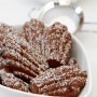 madeleines di grano saraceno con cacao e uvetta