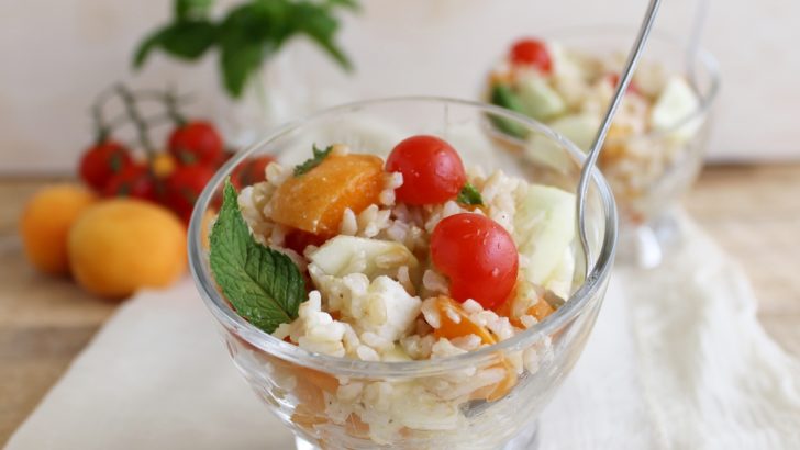 Insalata di riso e albicocche senza glutine