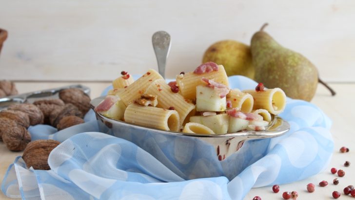 Insalata di pasta con le pere senza glutine