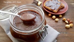 crema spalmabile alle nocciole - Gluten Free Travel and Living