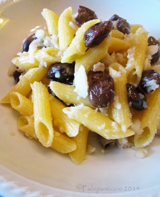 Pasta con merluzzo e olive taggiasche - Gluten Free Travel and Living