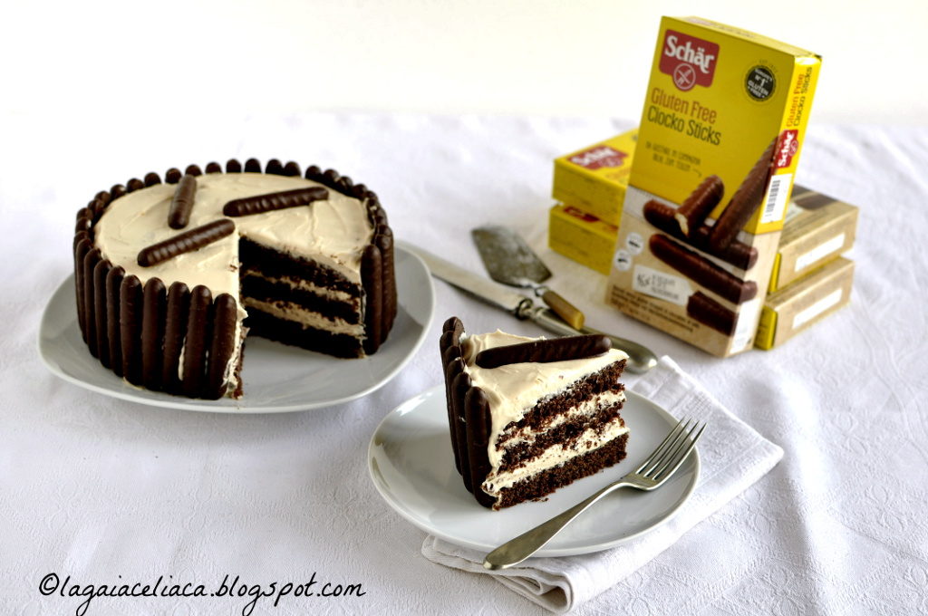 Torta al cacao e caramello salato con i Chocko Sticks Schär - Gluten Free Travel & Living