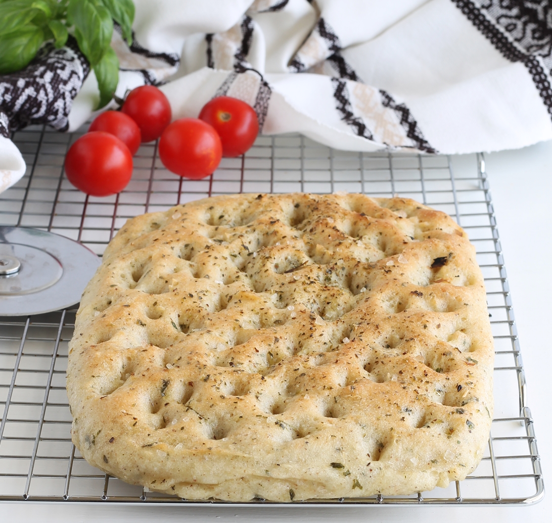 Focaccia verde senza glutine, senza lattosio e senza mix - Gluten Free Travel and Living